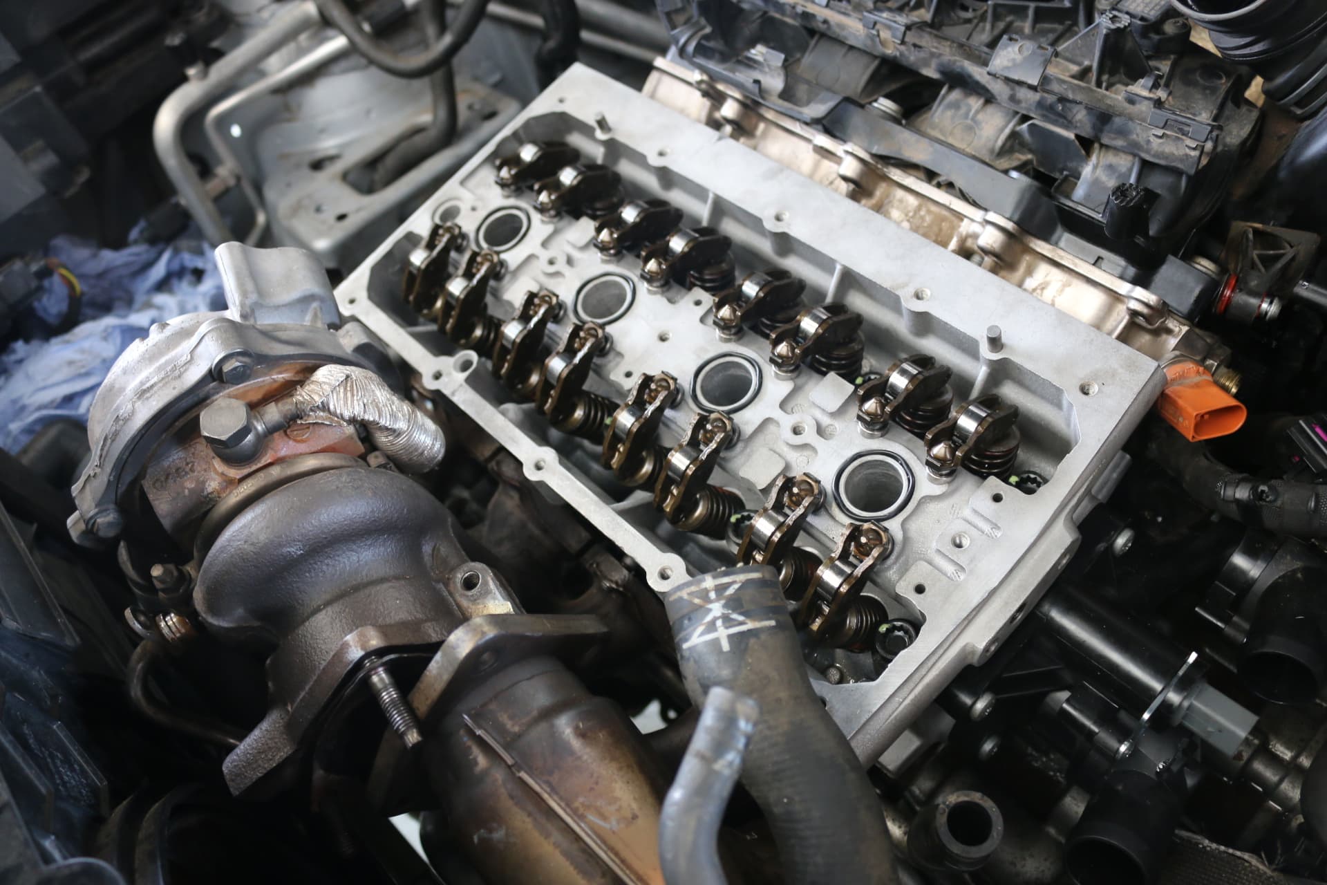 Tappet cover gasket replacement